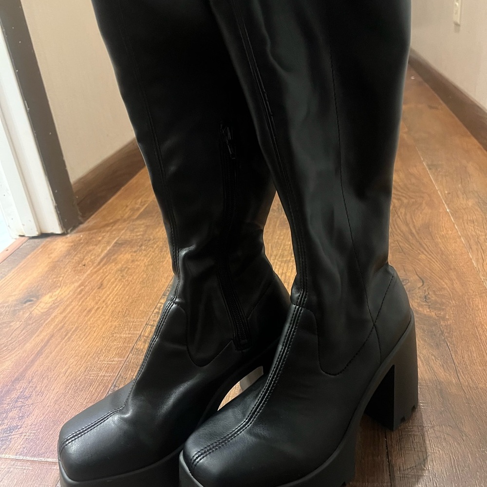 Black Women's Platform Boots
